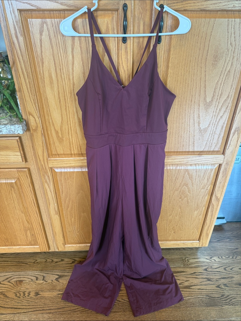 447 Halara Breezeful™ Backless Wide Leg Jumpsuit Amaranth Purple NWT Large 12/14 - Picture 2 of 7